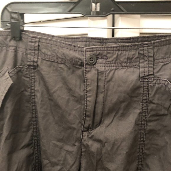 Norma Kamali women cargo dark grey capri/cropped - Picture 4 of 10